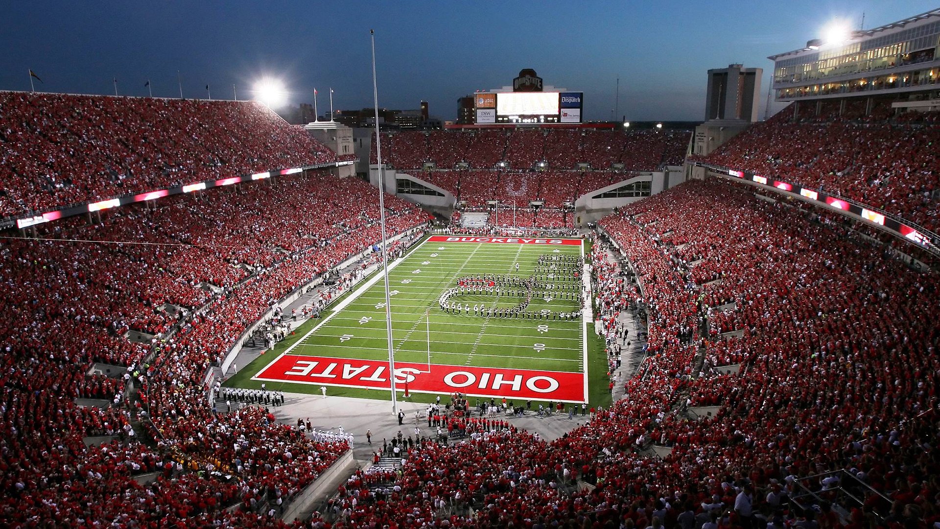 广厦队对阵老鹰，霍勒迪的防守艺术，如何用锁字诀改写比赛