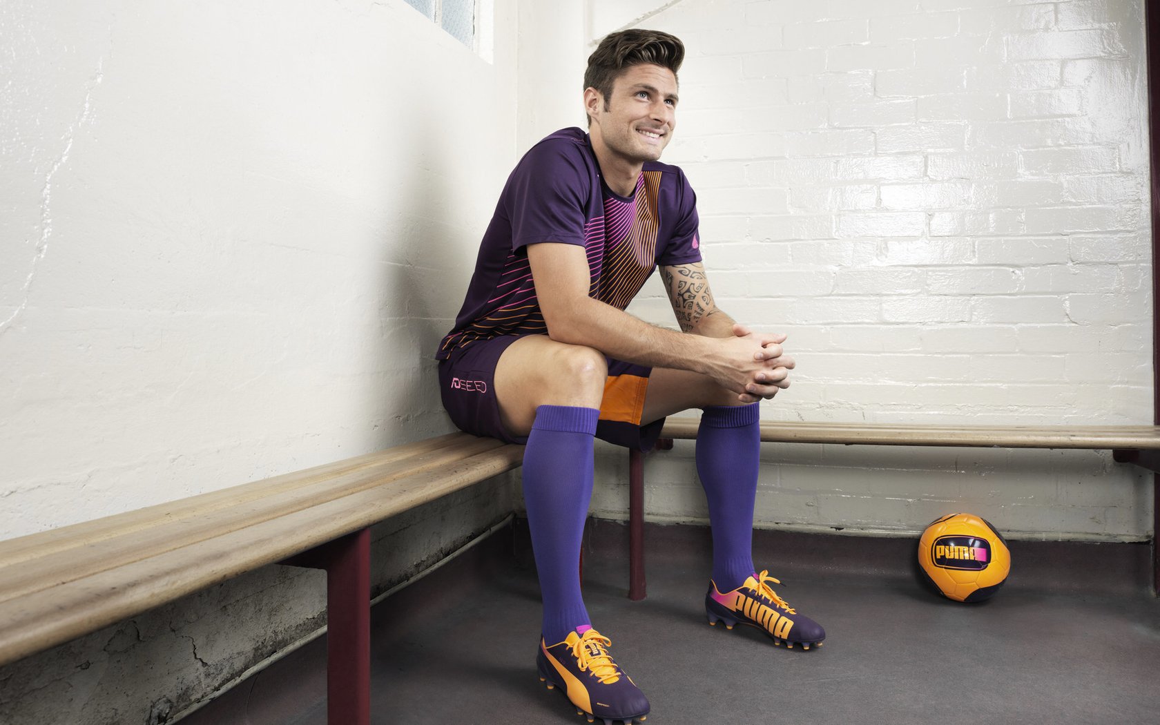 南美风暴席卷圣西罗，楚阿梅尼个人能力完全展现，秘鲁压哨击败AC米兰