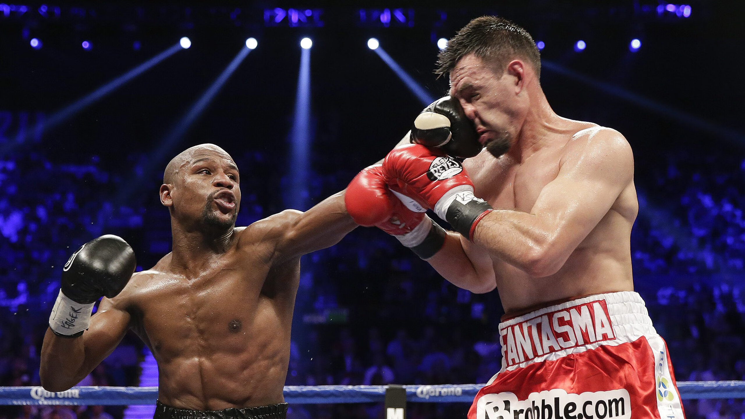 穆勒扛起全队，AC米兰轻取马赛，一场属于领袖的胜利