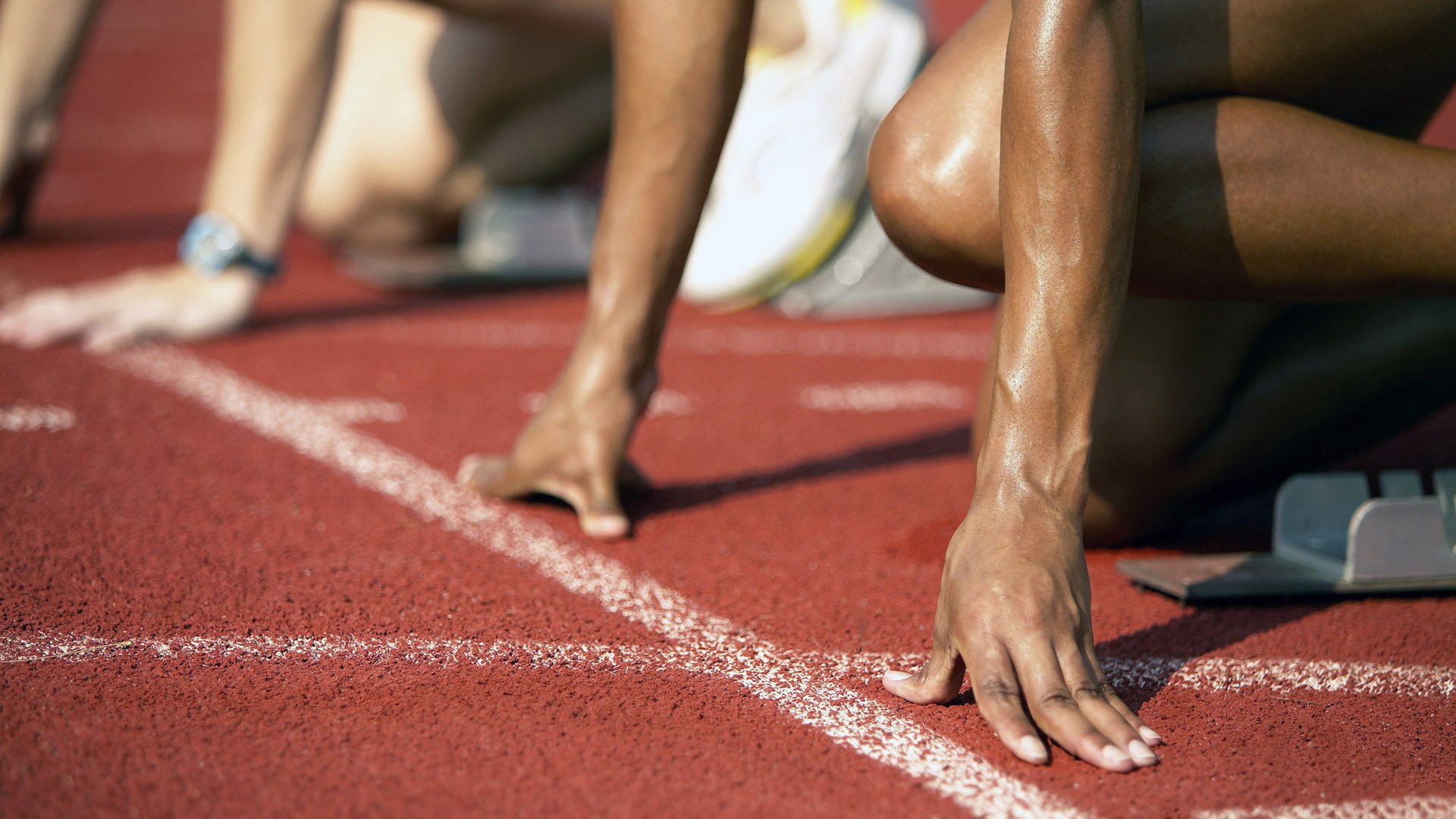 北欧风暴与东方利刃，当丹麦逆转法国，桃田贤斗照亮赛场